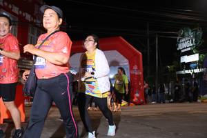 BIB: 656, 3963
                            <button type="button" onclick="openModal(26262852)" class="btn btn-primary btn-sm float-right btn-popup" data-toggle="modal" data-target=".modal-high-quality">
                        <i class="fas fa-shopping-cart"></i> Add to Cart
                    </button>
                                            <button type="button" onclick="isThisMe(26262852, true)" class="btn btn-success btn-sm float-right btn-popup btn-isme hidden" data-toggle="tooltip" data-placement="bottom" title="นี่คือรูปของคุณใช่ไหม คลิกที่นี่เพื่อเอาเข้าอัลบั้ม">
                        <i class="fas fa-plus"></i> Add to album
                    </button>
                    <button type="button" onclick="isThisMe(26262852, false)" class="btn btn-warning btn-sm float-right btn-popup btn-isnotme hidden">
                        <i class="fas fa-ban"></i> Remove from album
                    </button>